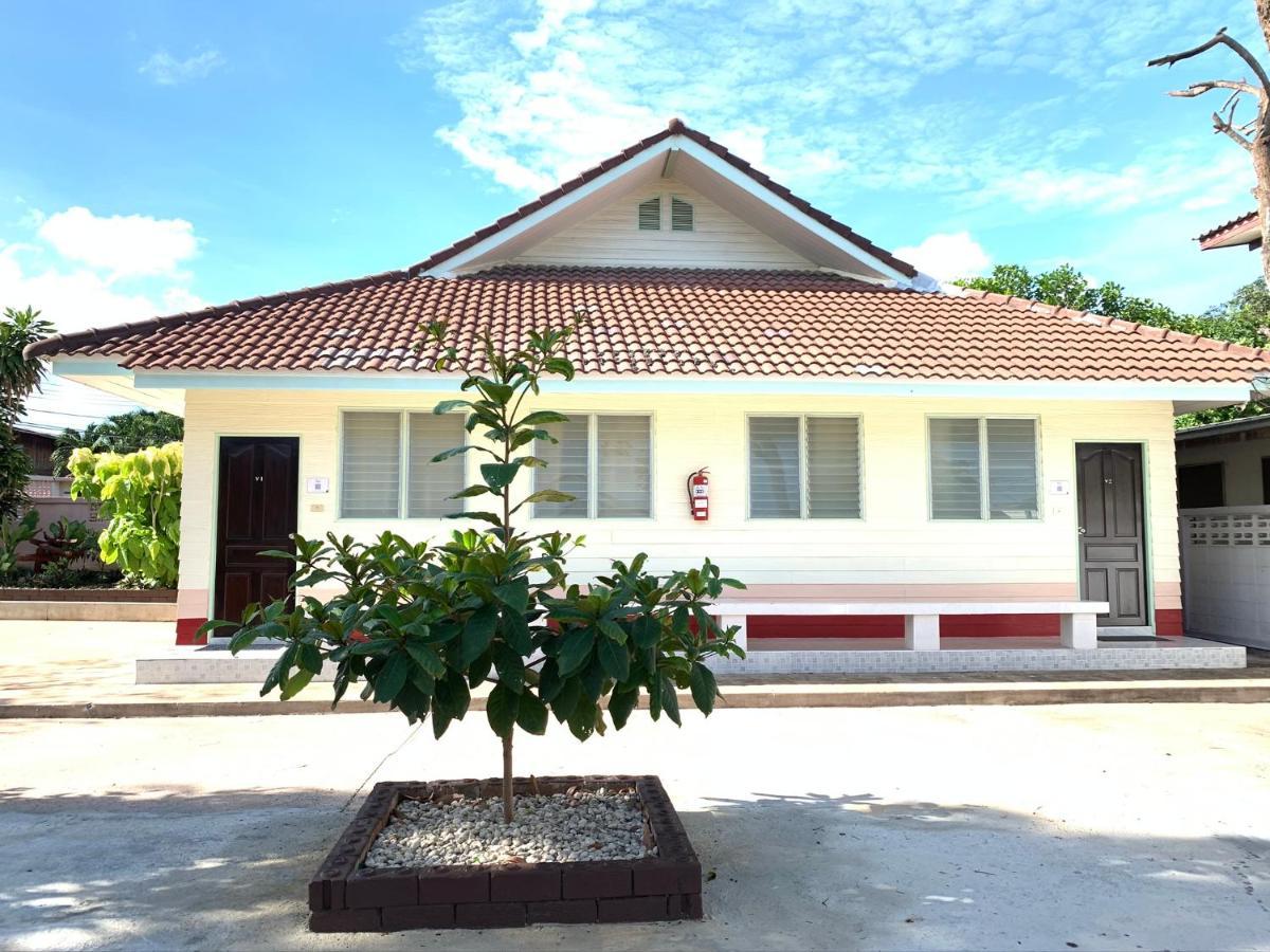 Suanpai Resort สัตหีบ ภายนอก รูปภาพ