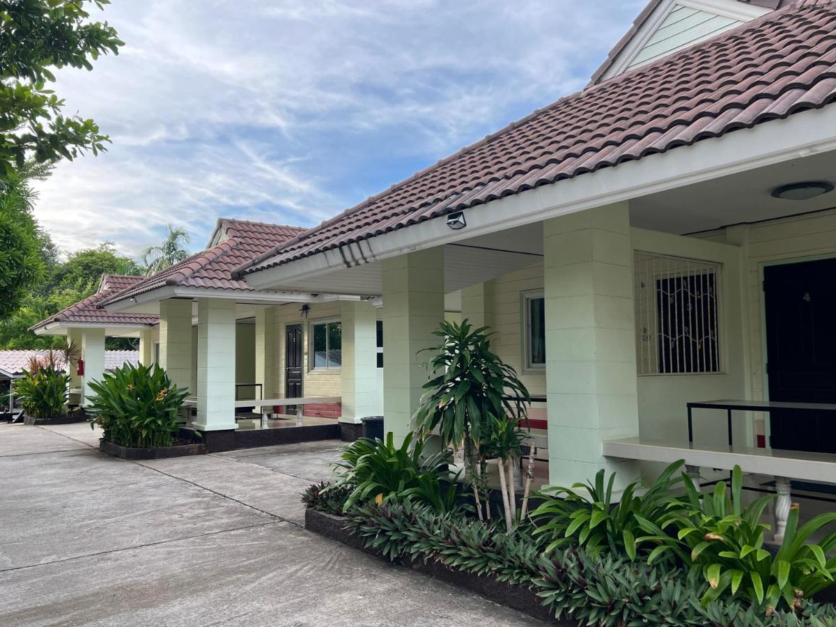 Suanpai Resort สัตหีบ ภายนอก รูปภาพ