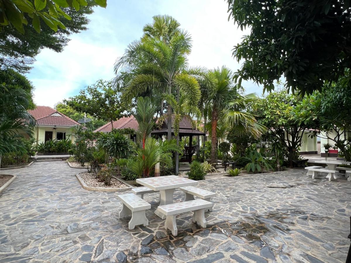 Suanpai Resort สัตหีบ ภายนอก รูปภาพ