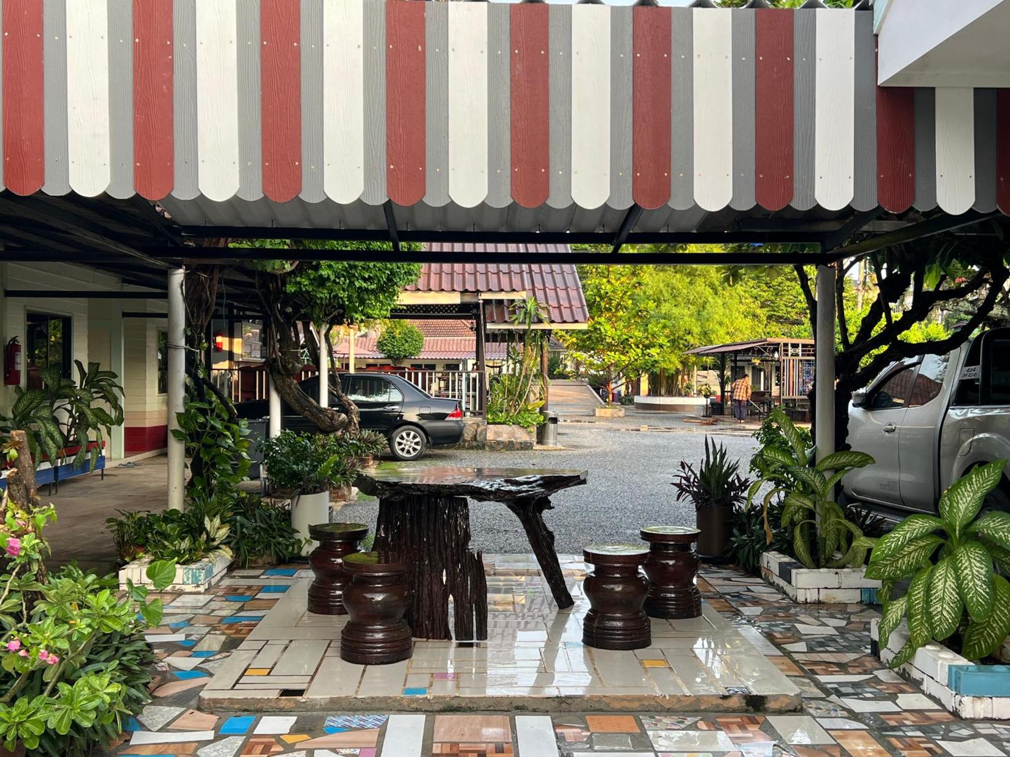 Suanpai Resort สัตหีบ ภายนอก รูปภาพ