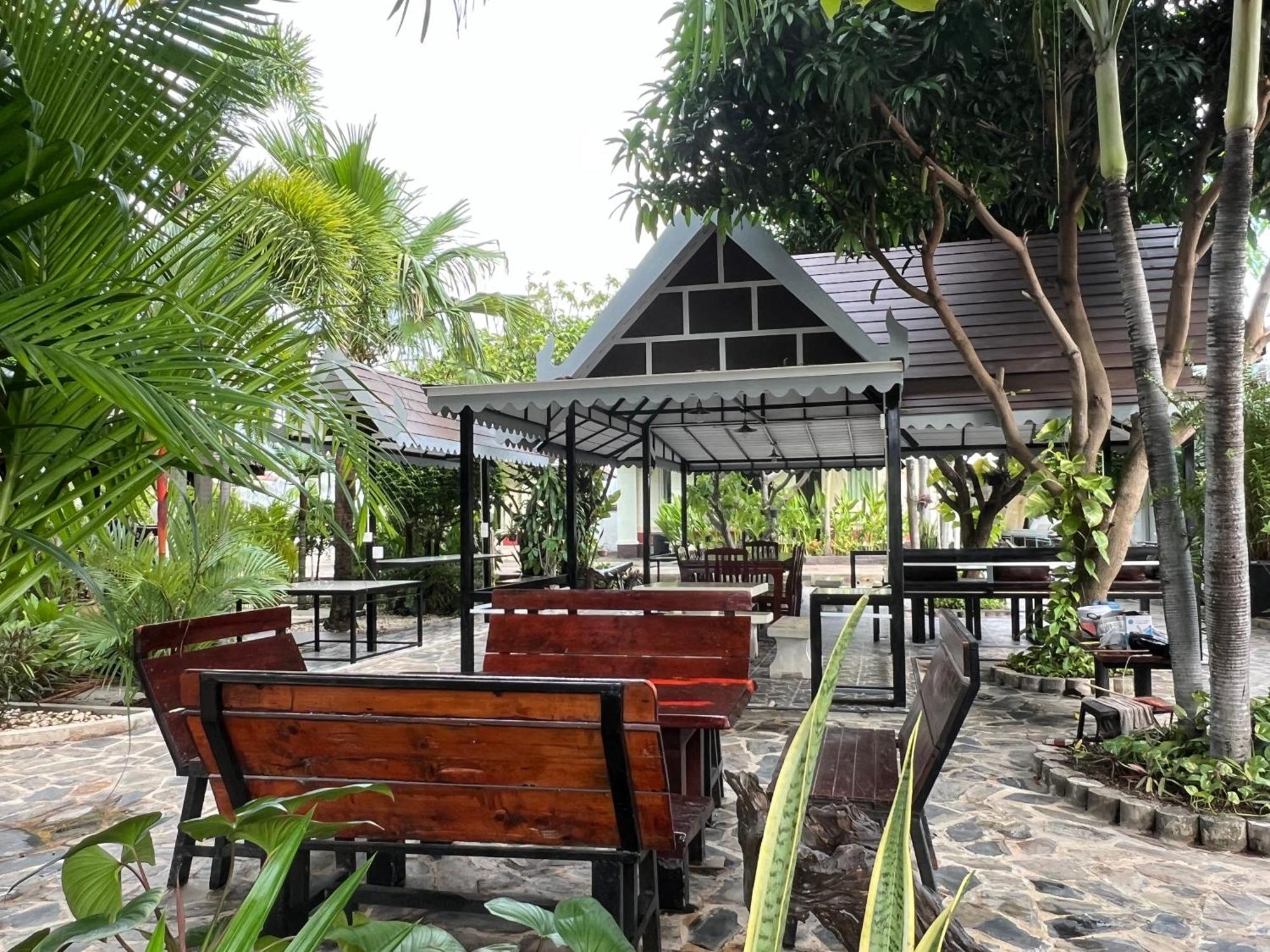 Suanpai Resort สัตหีบ ภายนอก รูปภาพ